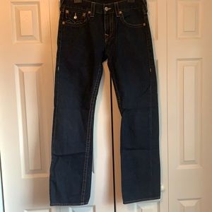 EUC•True Religion Dark Wash Straight Jeans•32